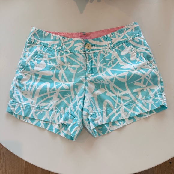 Lilly Pulitzer Pants - Lilly Pulitzer Light My Fire Blue Dragonfly Print Cotton Shorts Preppy Size 4